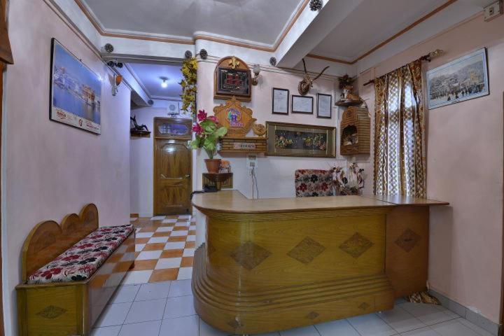 Hotel Ashish Inn Kandaghat Exterior photo